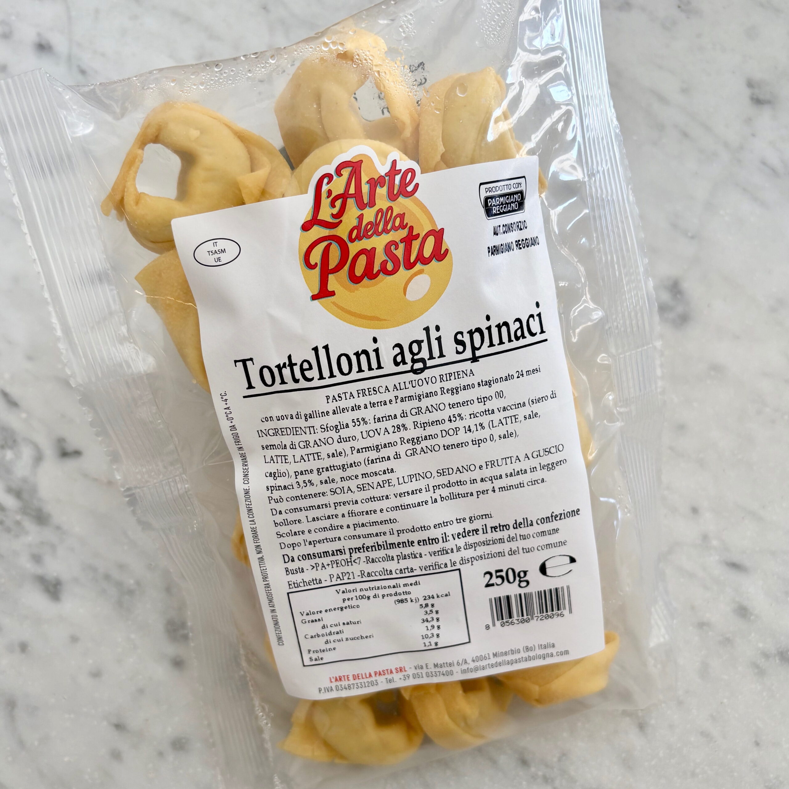 Fresh Tortelloni agli Spinaci Egg Pasta